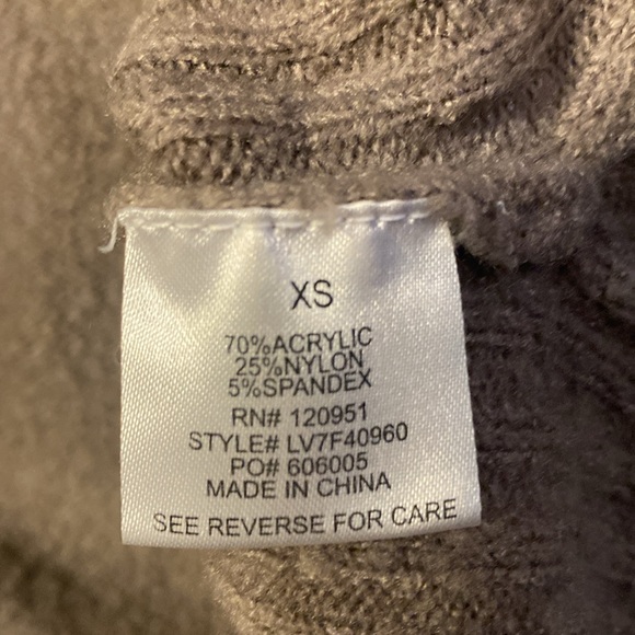 Olive+Oak Cozy Sweater - Picture 6 of 7